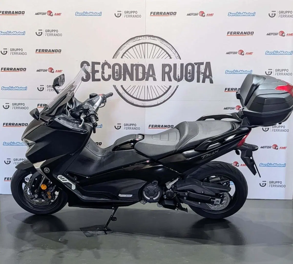 Yamaha T-Max 530 DX (2017 - 19) (5)