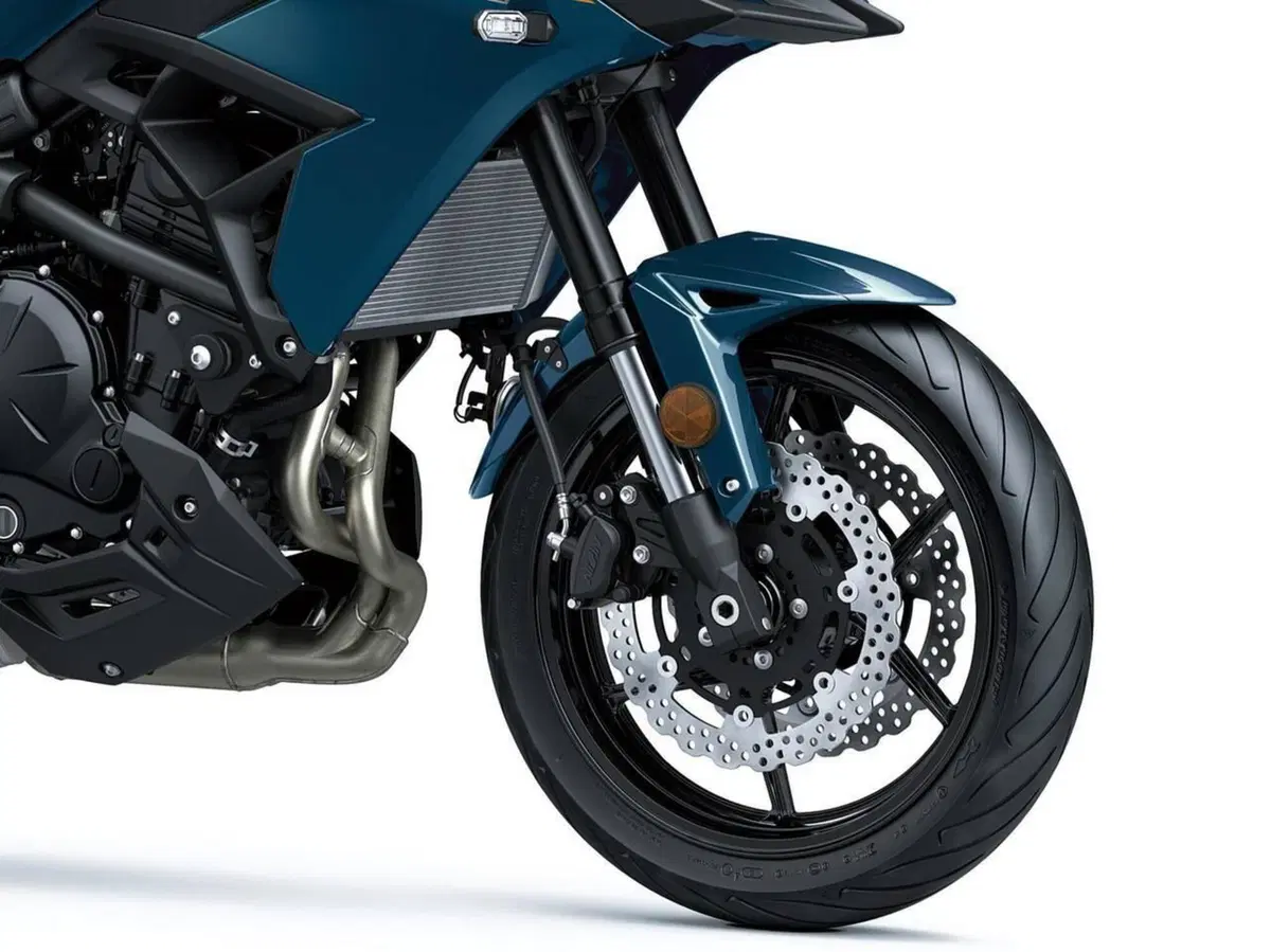 Kawasaki Versys 650 (2025 - 26) (2)