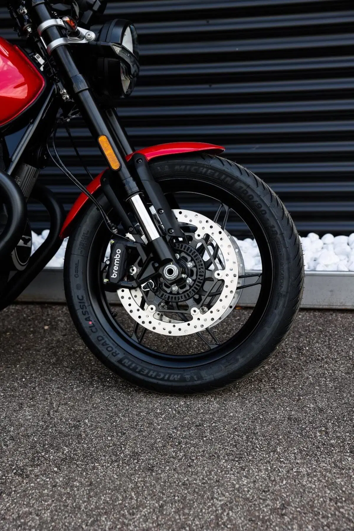 Moto Guzzi V7 Sport (2025 - 26) (7)