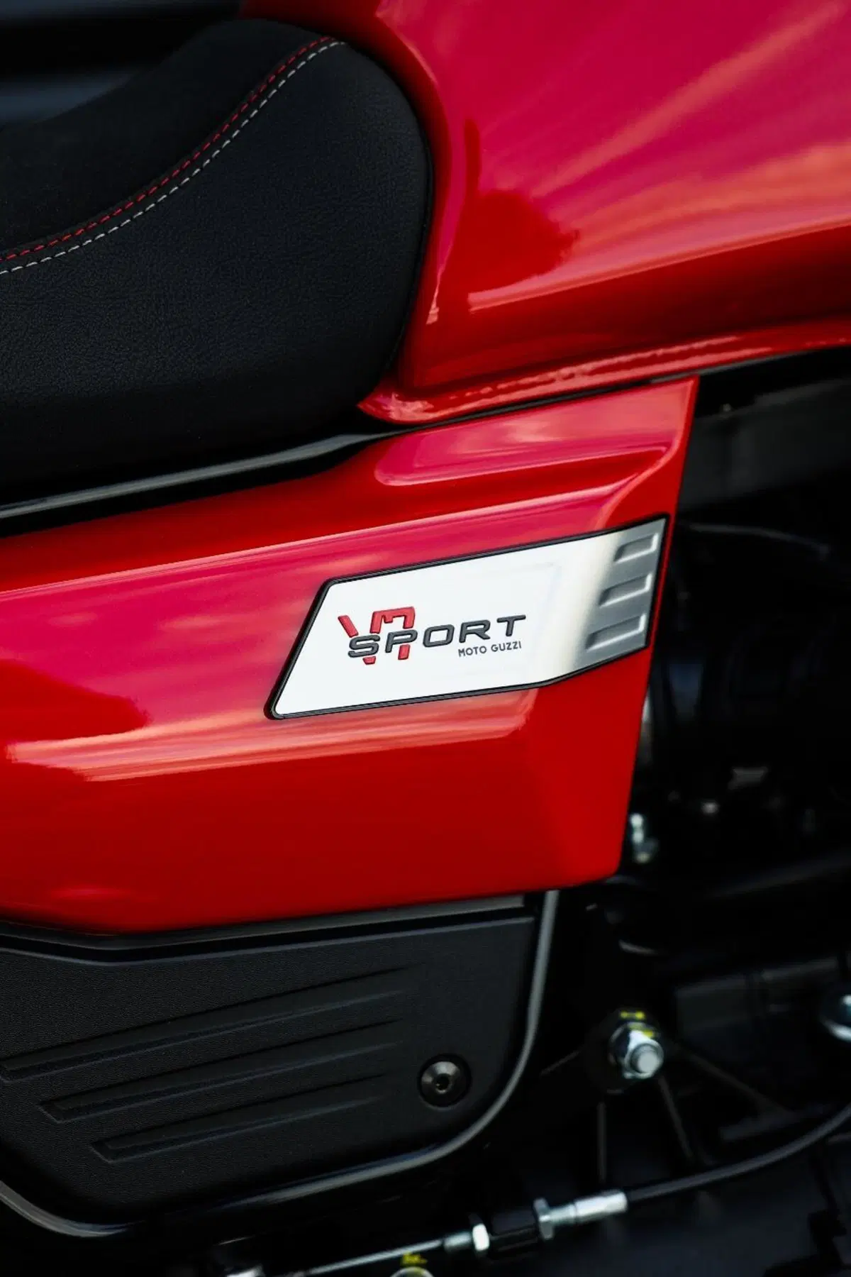 Moto Guzzi V7 Sport (2025 - 26) (11)