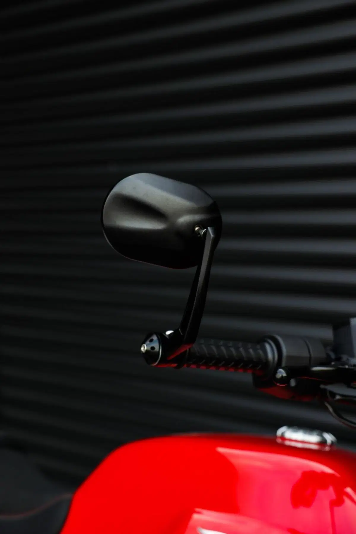 Moto Guzzi V7 Sport (2025 - 26) (18)