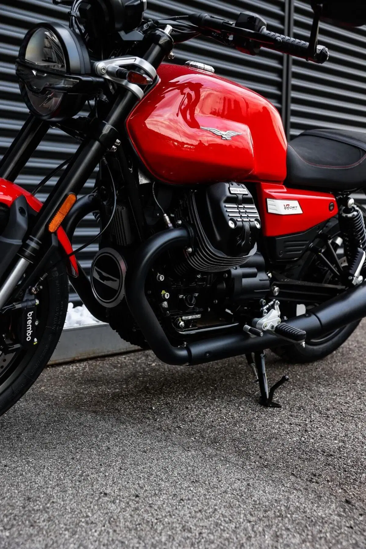Moto Guzzi V7 Sport (2025 - 26) (20)