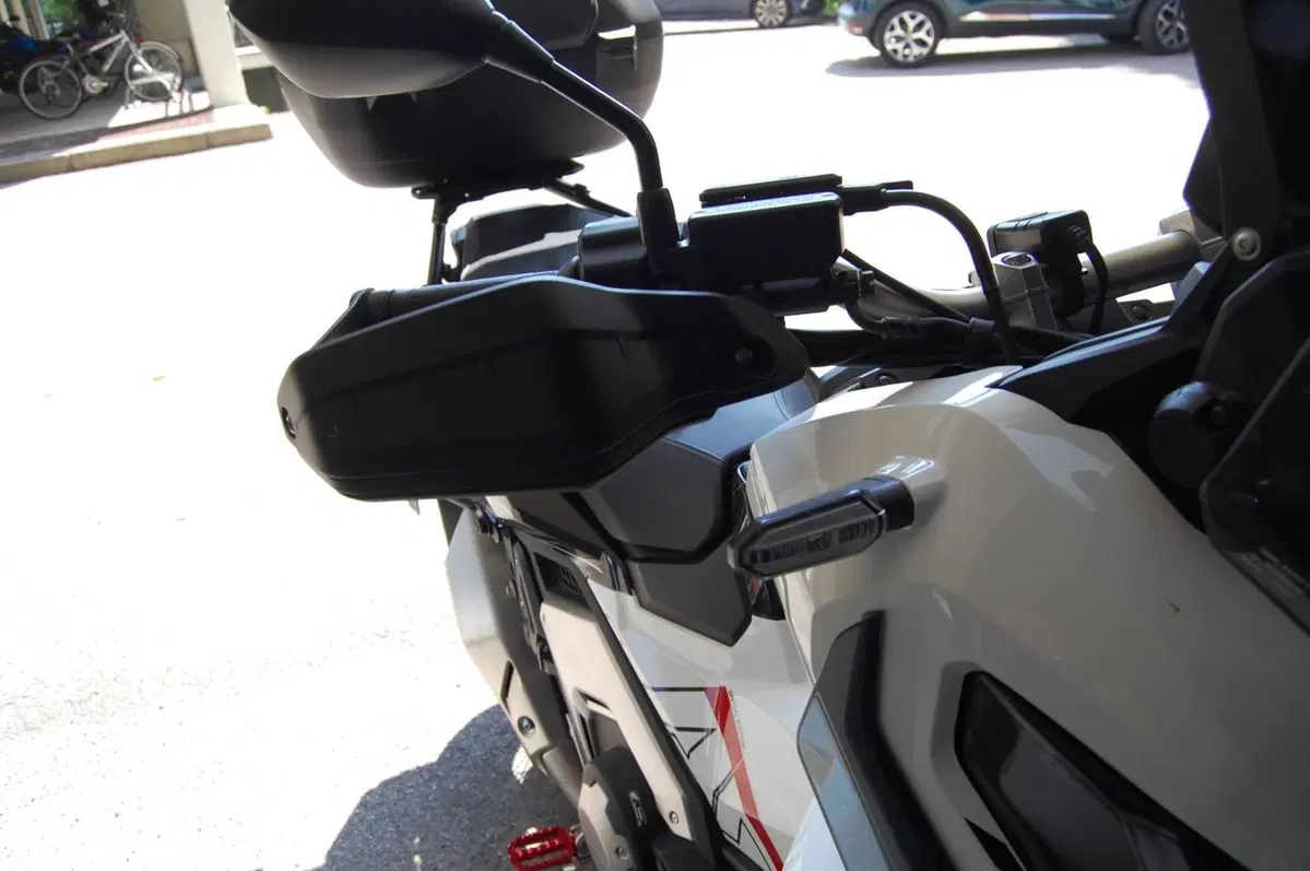 Honda X-ADV 750 DCT (2021 - 24) (8)