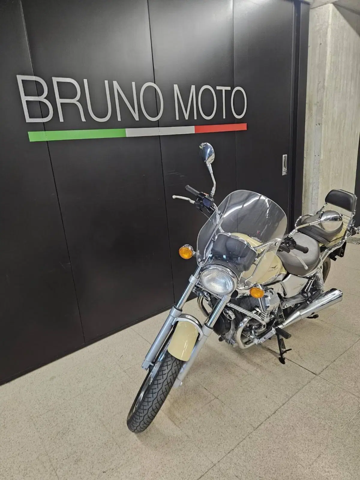 Moto Guzzi Nevada 750 (2002 - 06) (5)