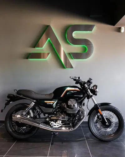 Moto Guzzi V7 Special (2025 - 26) usata