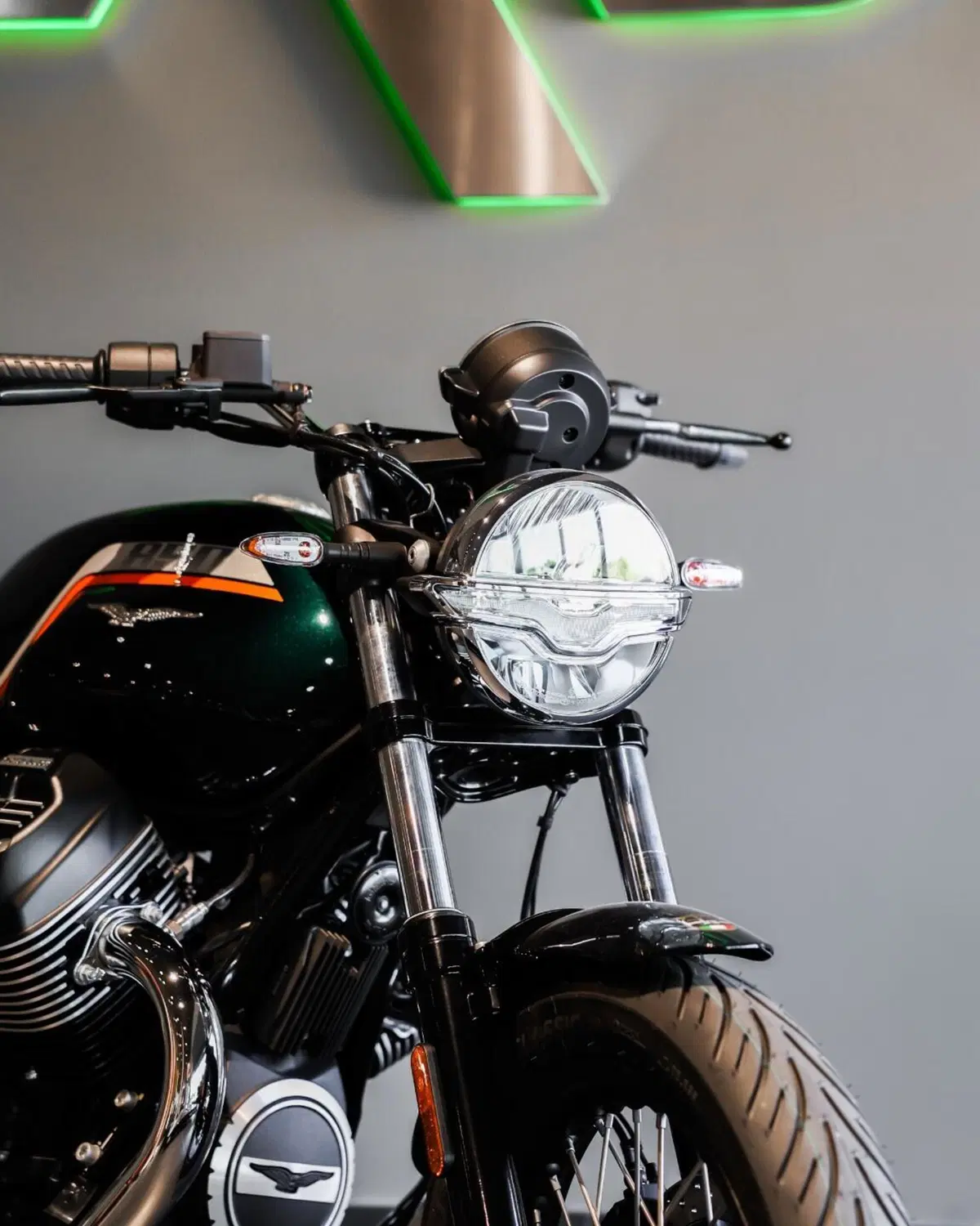 Moto Guzzi V7 Special (2025 - 26) (4)