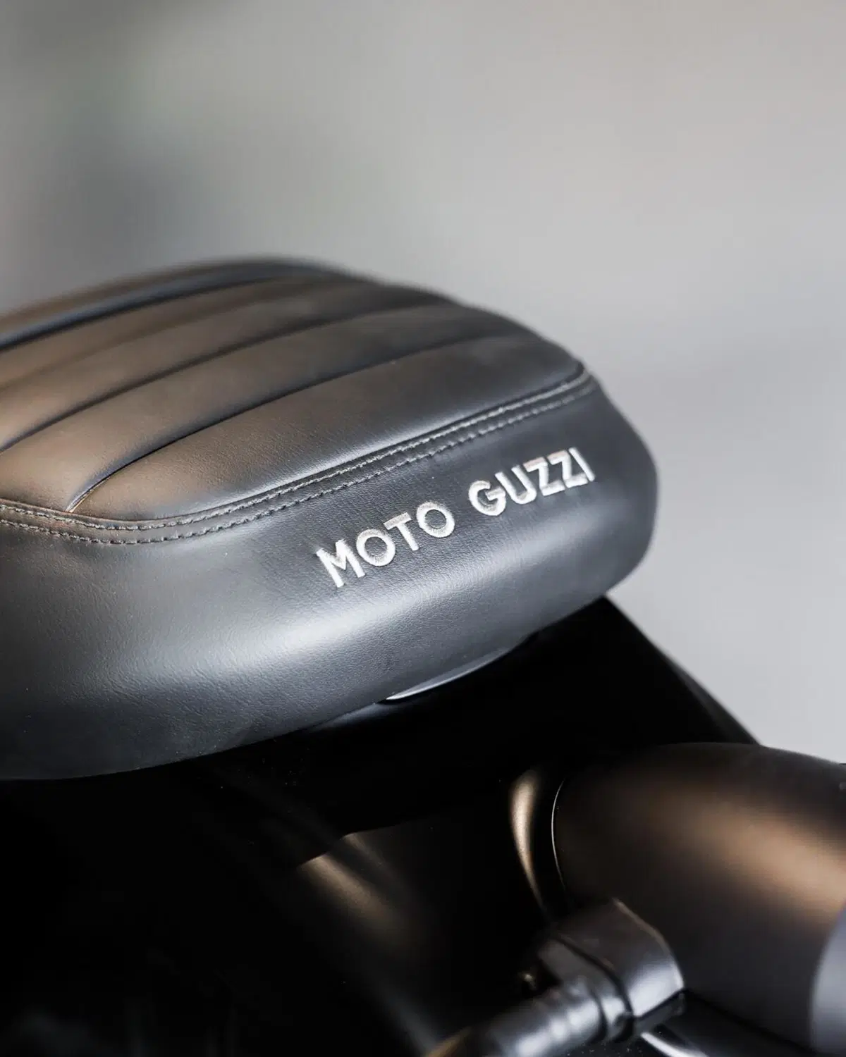 Moto Guzzi V7 Stone (2025 - 26) (10)