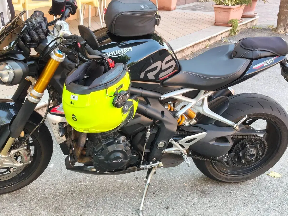 Triumph Speed Triple 1200 RS (2021 - 24) (4)