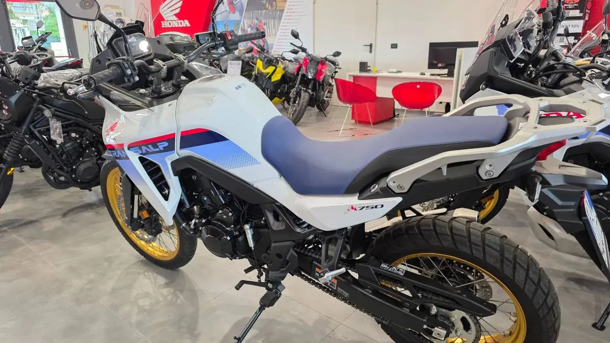 Honda Transalp XL750 (2023 - 24) (3)