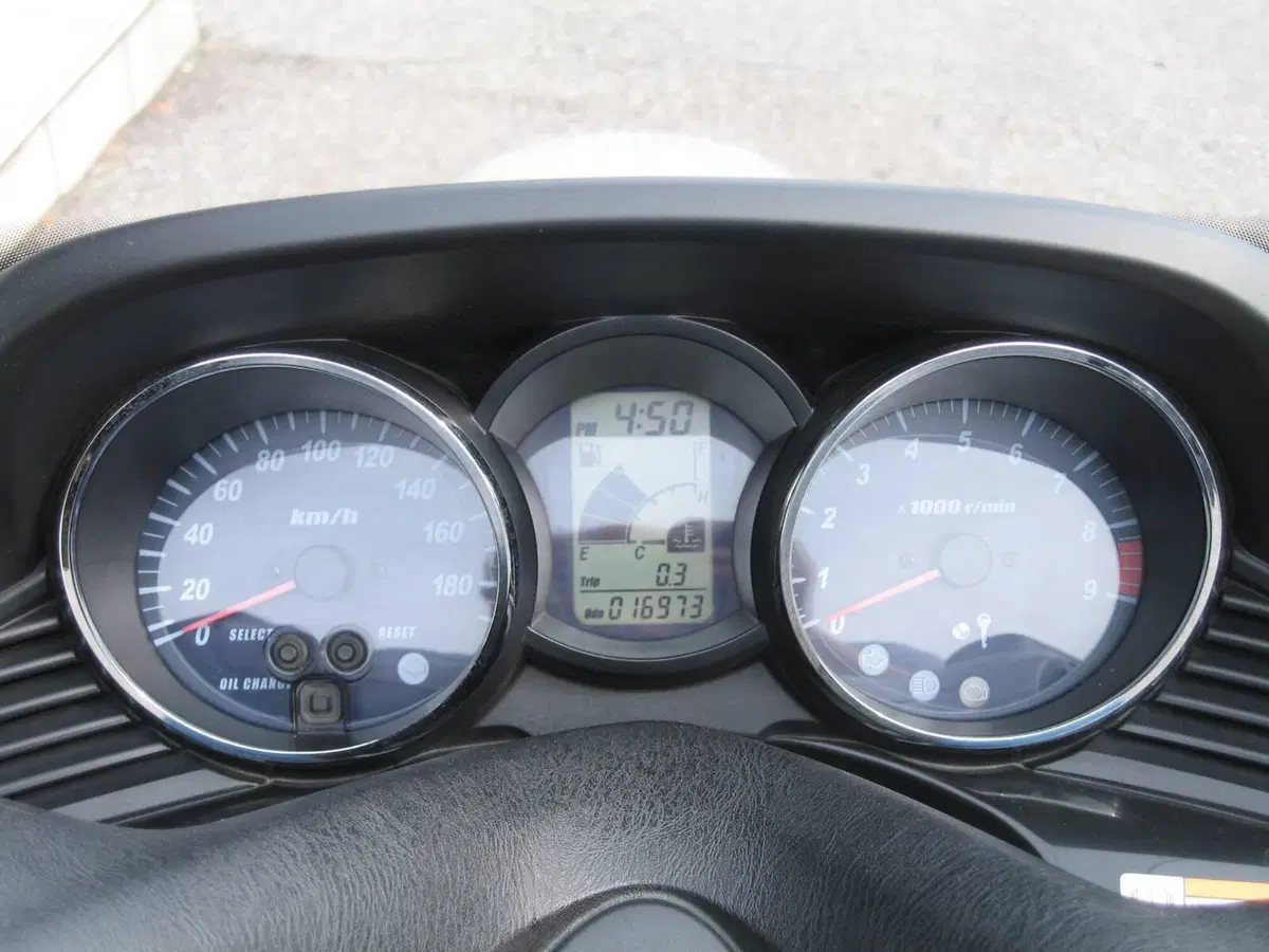 Yamaha Majesty 400 (2009 - 14) (4)