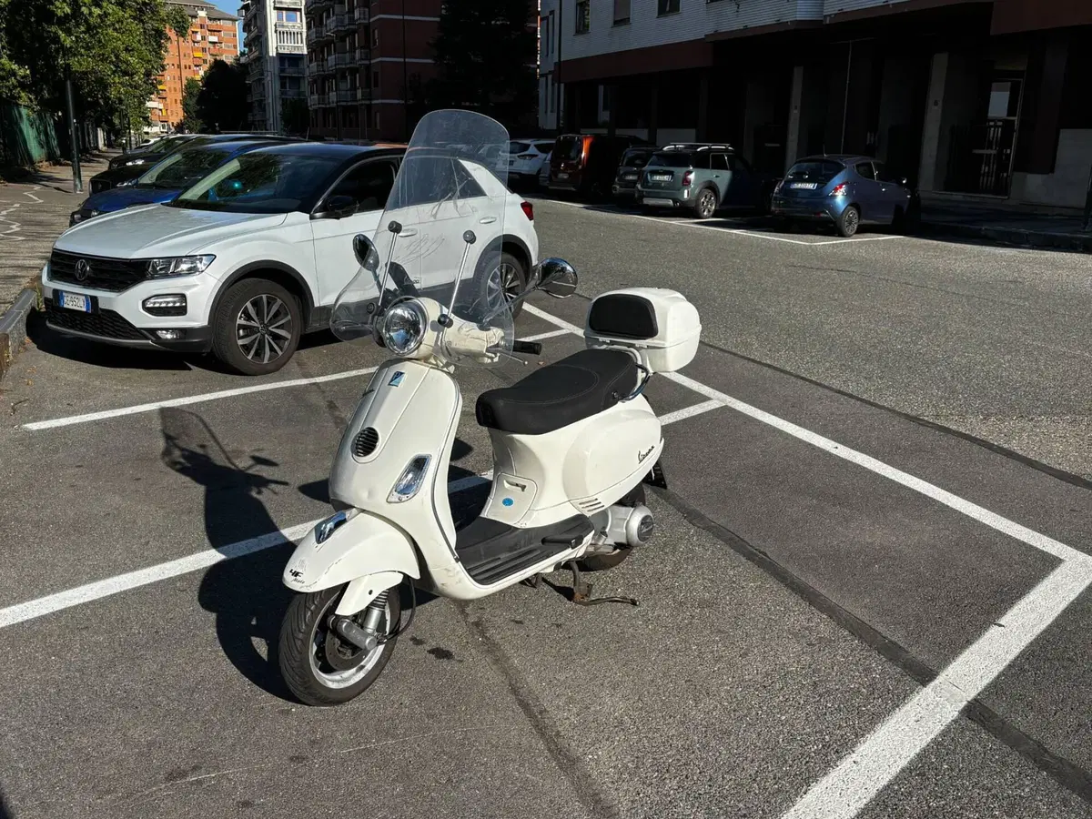 Vespa LX 125 (2005 - 11) (2)