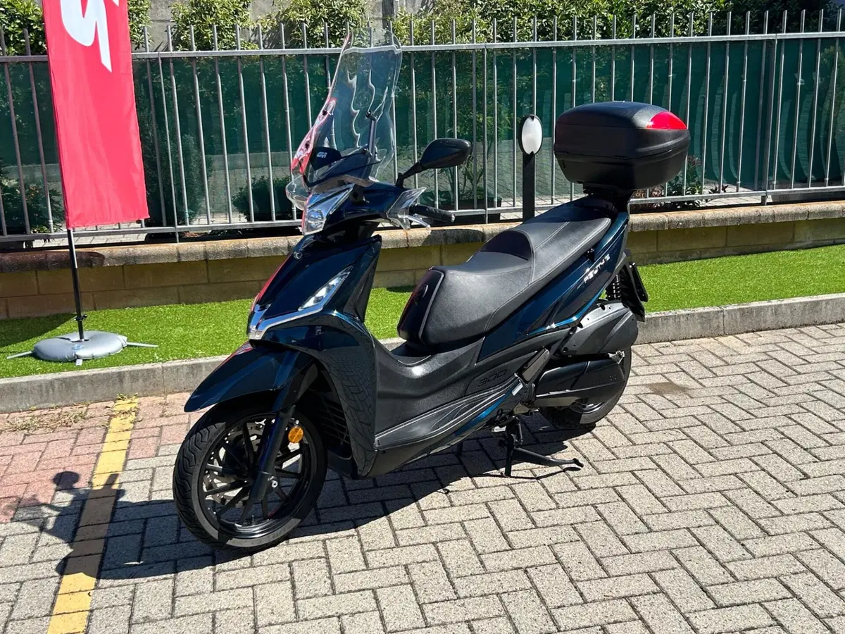 Kymco Agility 300i (2021 - 25) (2)