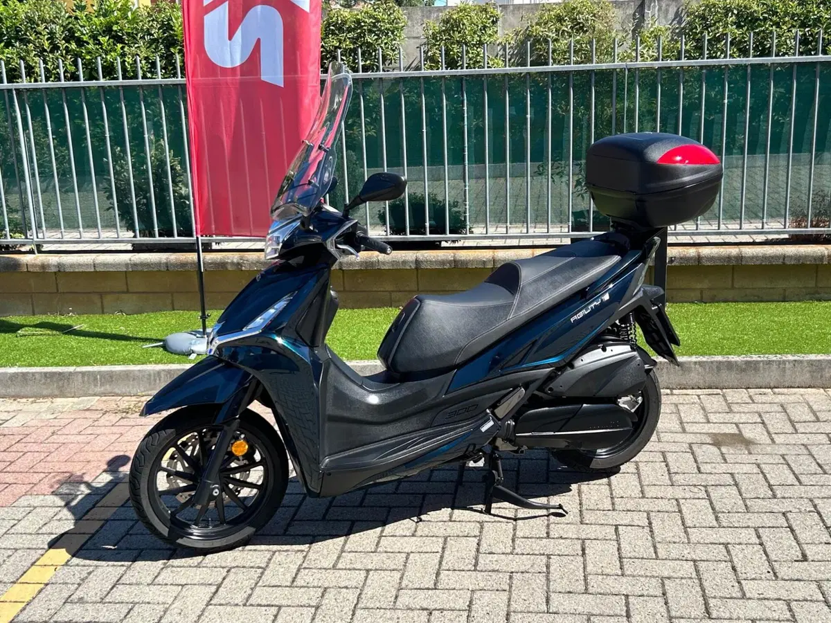 Kymco Agility 300i (2021 - 25) (3)
