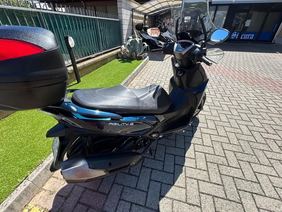 Kymco Agility 300i (2021 - 25) (12)