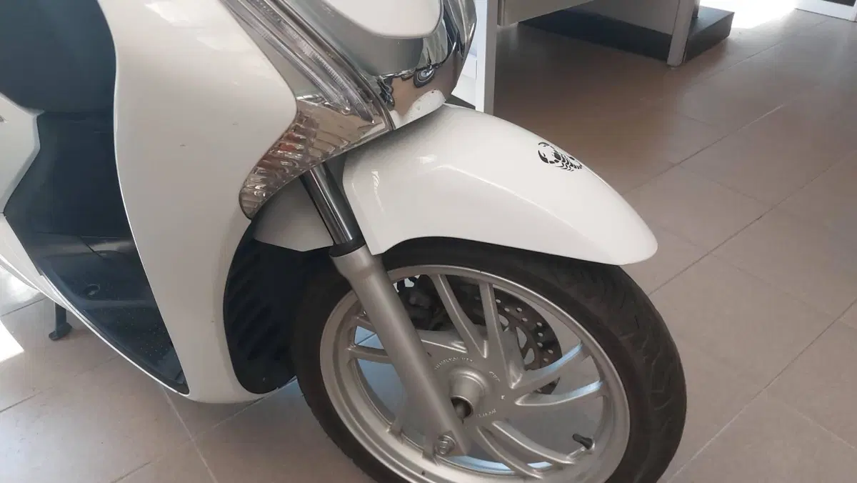 Honda SH 150i (2017 - 19) (4)