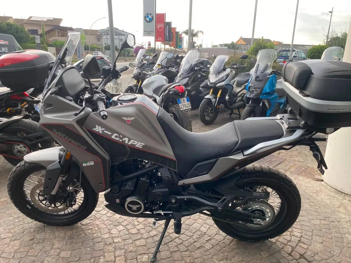 Moto Morini X-Cape 650 (2021 - 26) (2)
