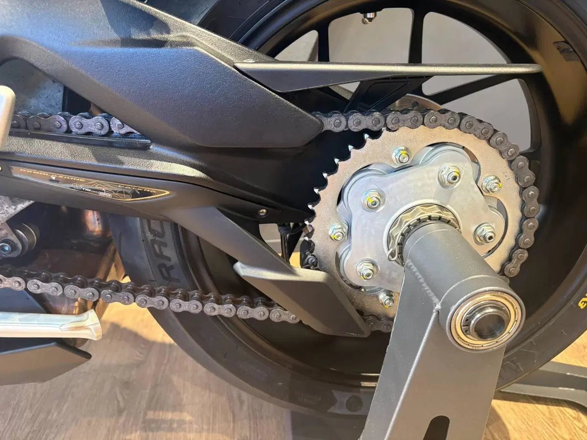 MV Agusta F3 800 EAS (2013 - 15) (7)