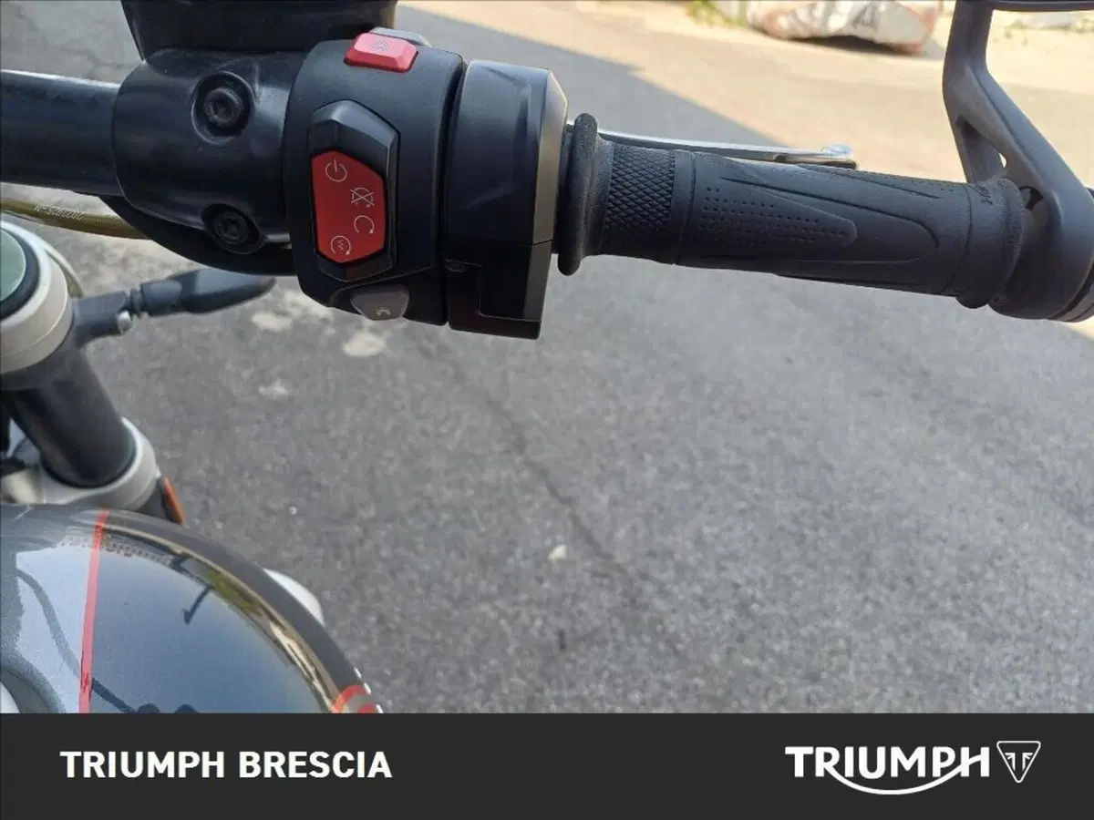 Triumph Rocket 3 GT (2021 - 24) (8)