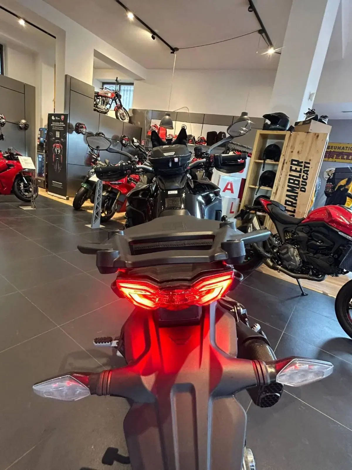 Ducati Multistrada V4 S (2025 - 26) (4)