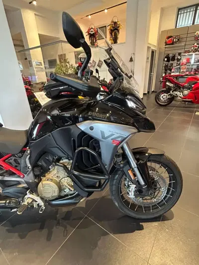Ducati Multistrada V4 S (2025 - 26) usata