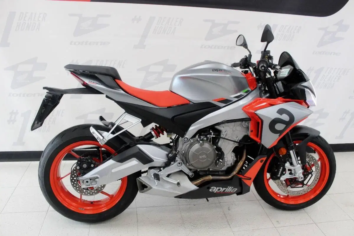Aprilia Tuono 660 (2021 - 25) (2)