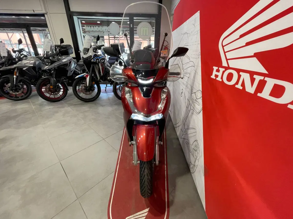 Honda SH 150i (2020 - 23) (8)