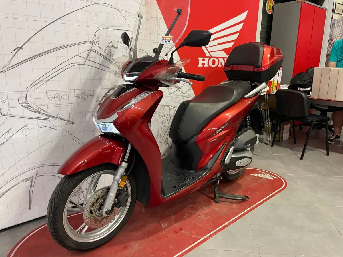 Honda SH 150i (2020 - 23) (2)