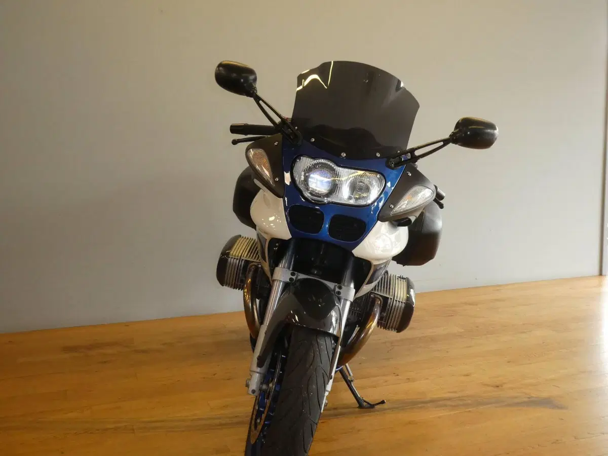 Bmw R 1100 S Replika (3)