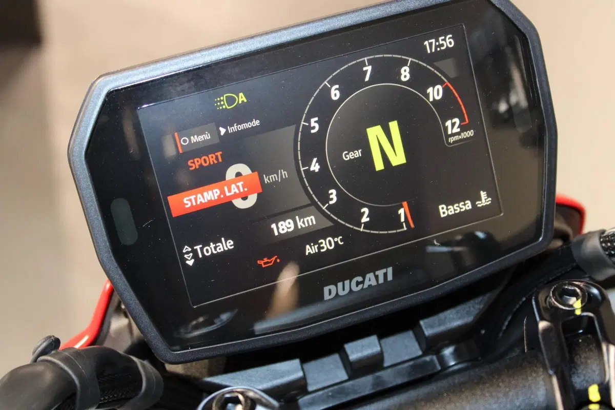 Ducati Hypermotard V2 (2026) (6)