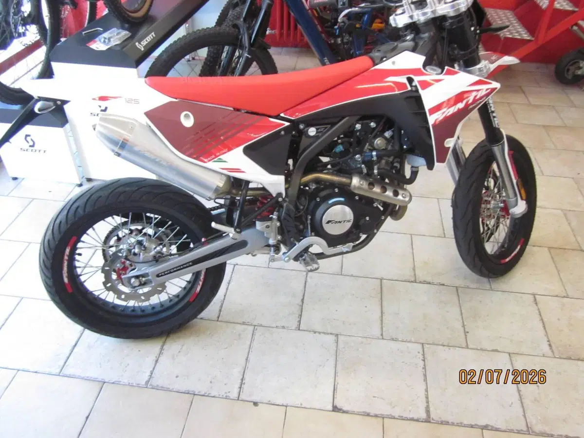 Fantic Motor XMF 125 Motard Performance 4T (2023 - 24)