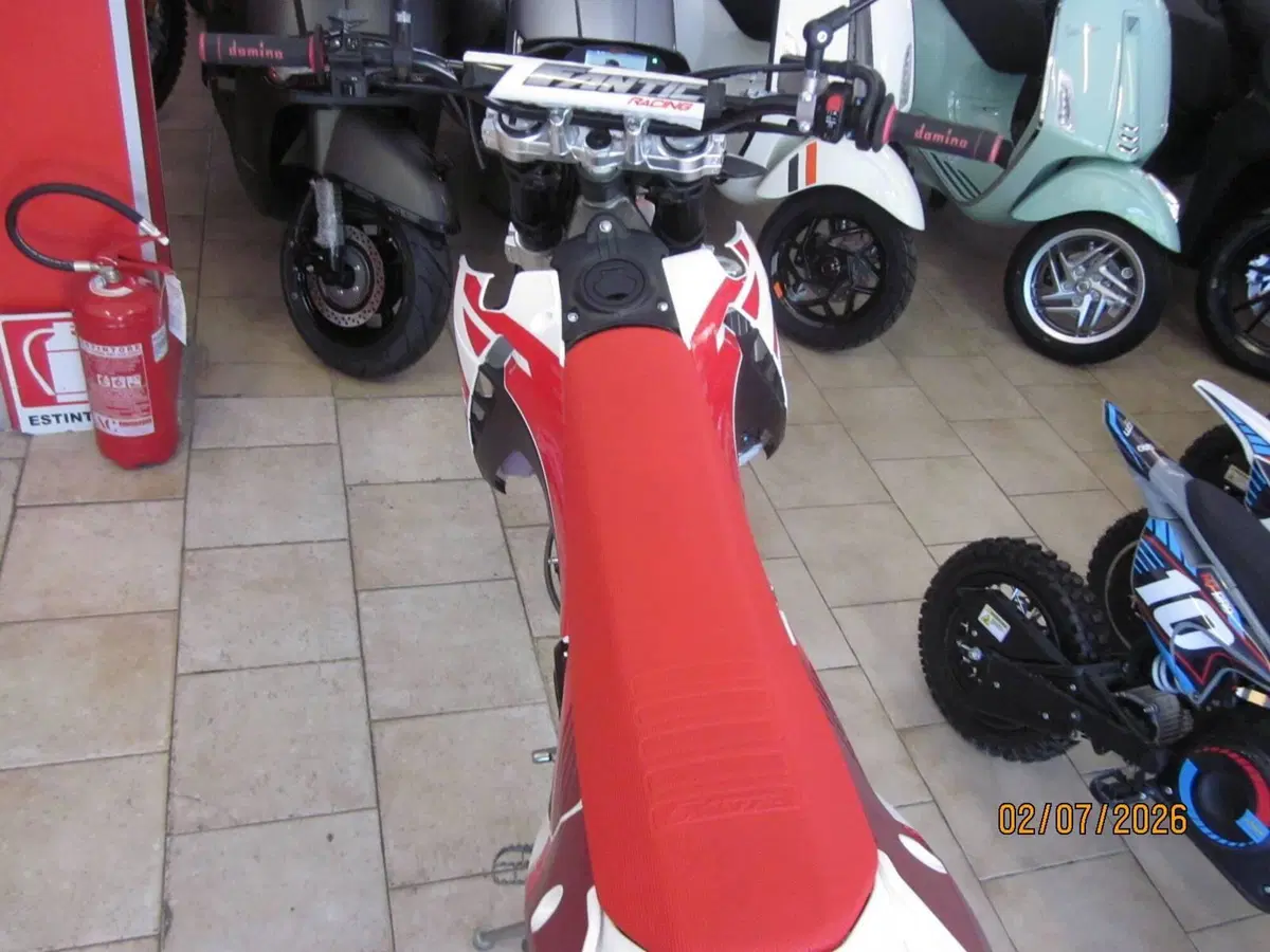 Fantic Motor XMF 125 Motard Performance 4T (2023 - 24) (9)