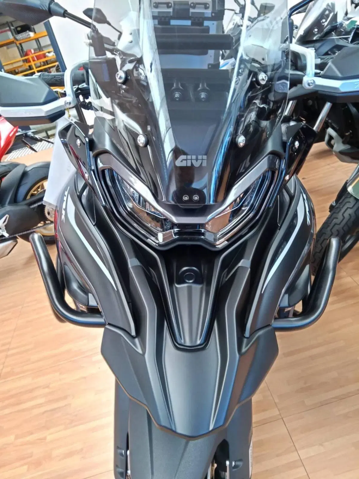 Benelli TRK 702 (2023 - 25) (2)