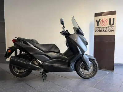Yamaha X-Max 300 (2021 - 24) usata