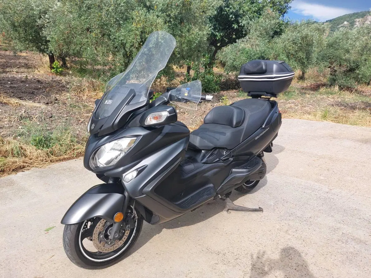 Suzuki Burgman AN 650 Executive (2017 - 20)
