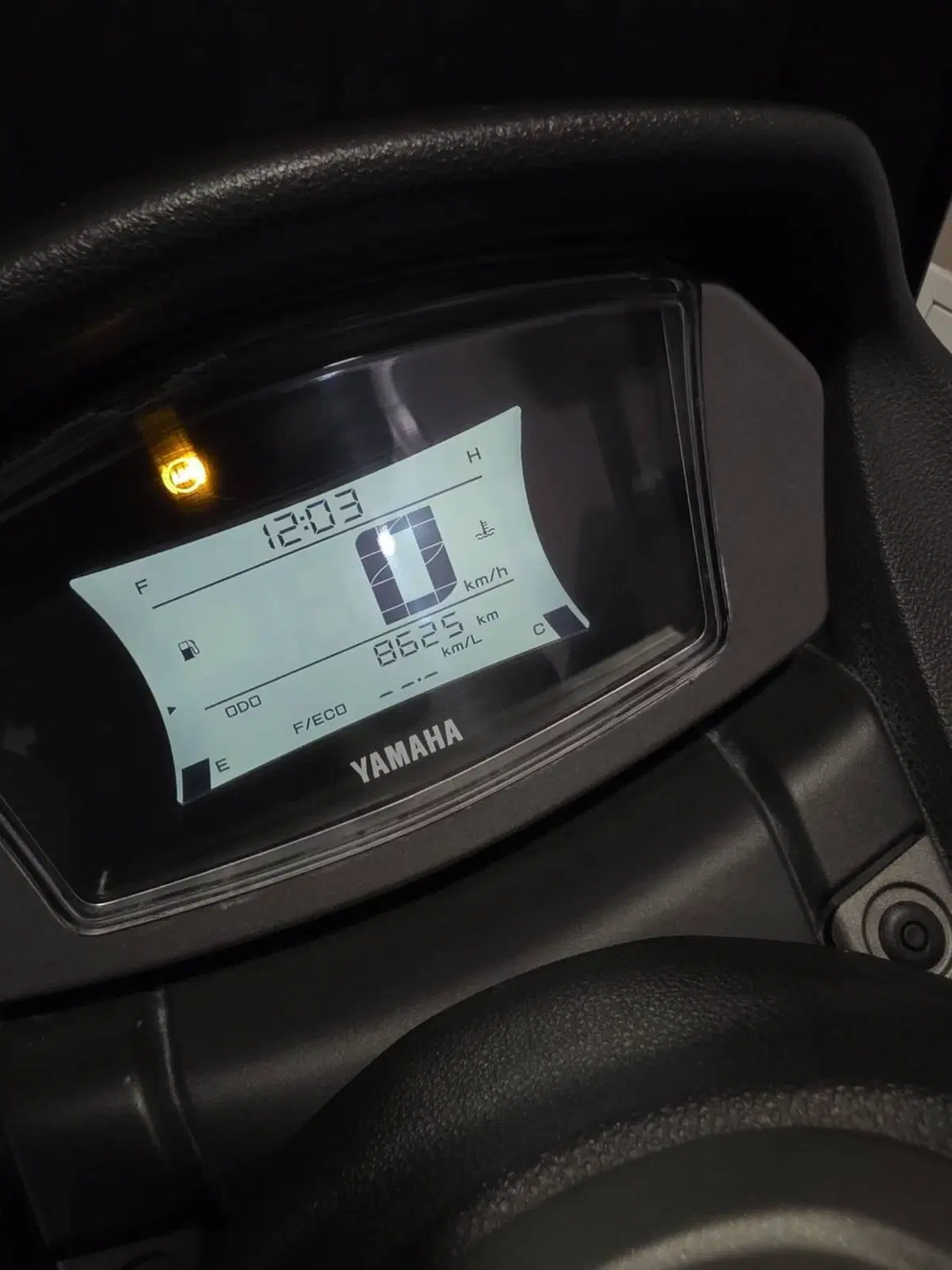 Yamaha N-Max 155 (2022 - 25) (3)