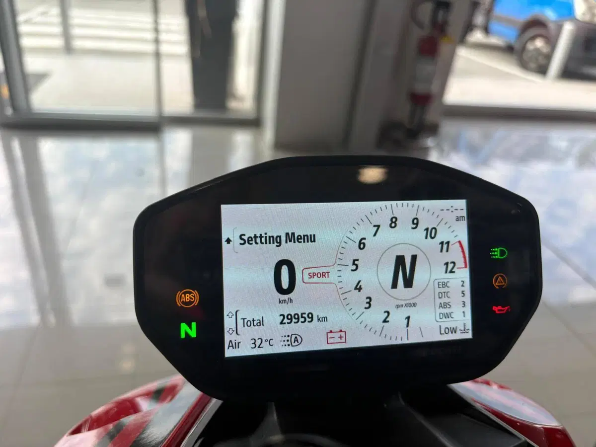Ducati Streetfighter V2 955 Green (2022 - 23) (9)