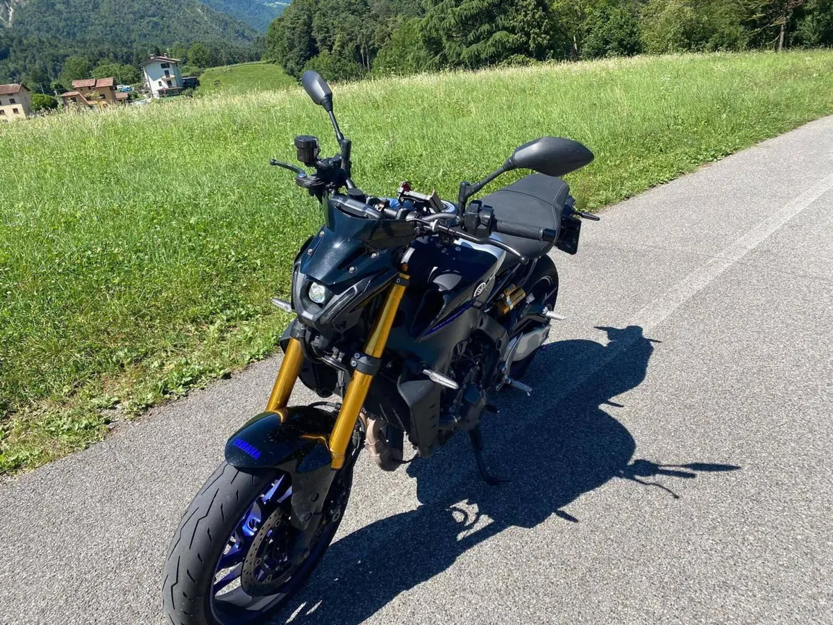 Yamaha MT-09 SP (2021 - 23) (3)