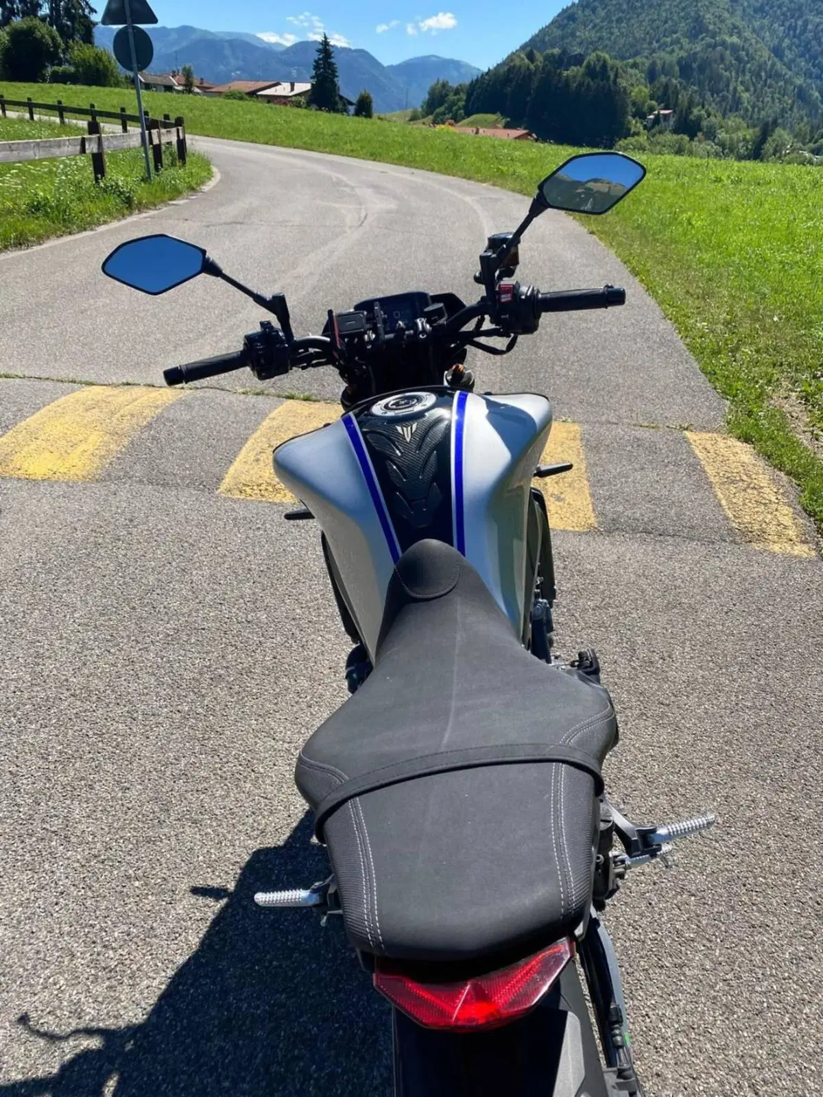 Yamaha MT-09 SP (2021 - 23) (5)