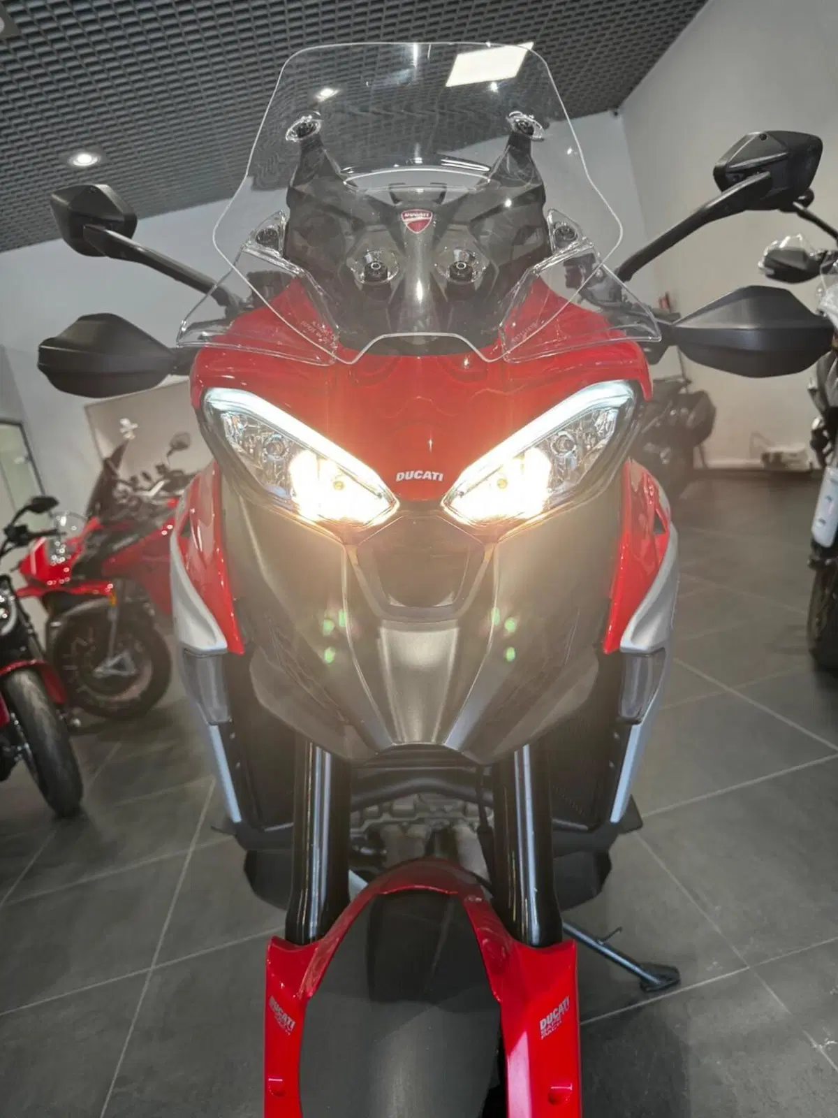 Ducati Multistrada V4 (2021 - 24) (3)