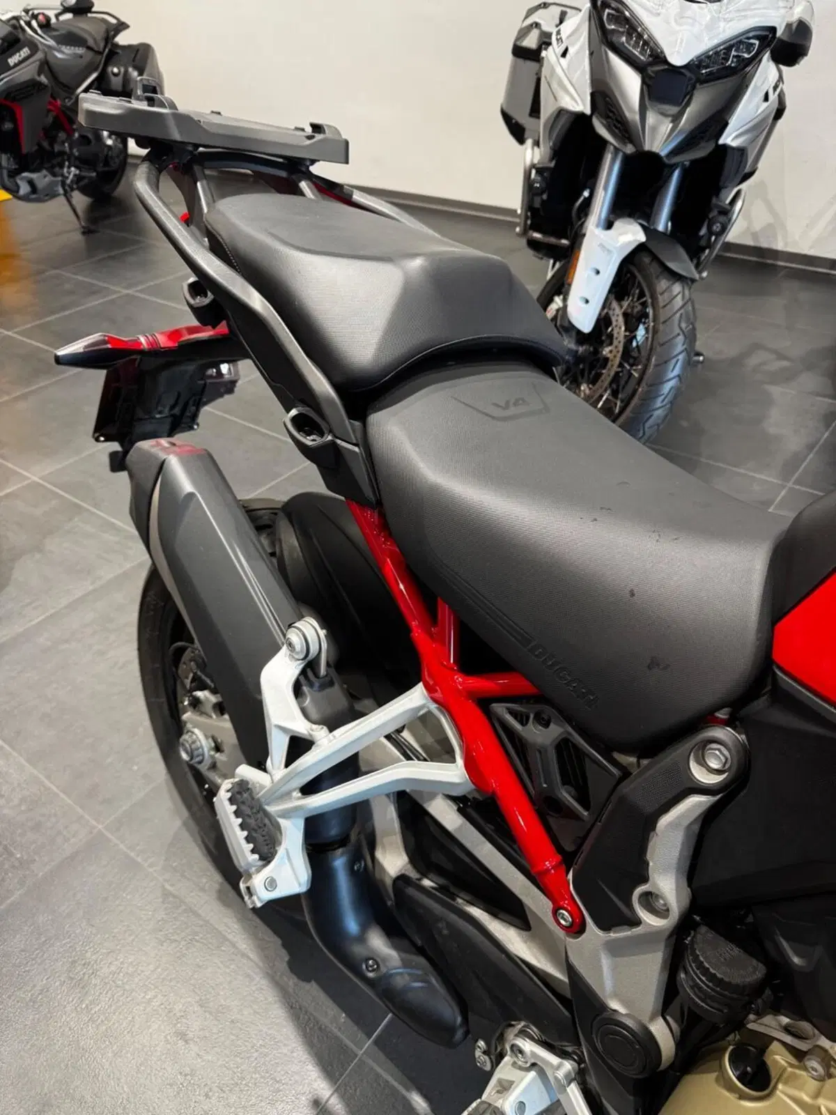 Ducati Multistrada V4 (2021 - 24) (4)