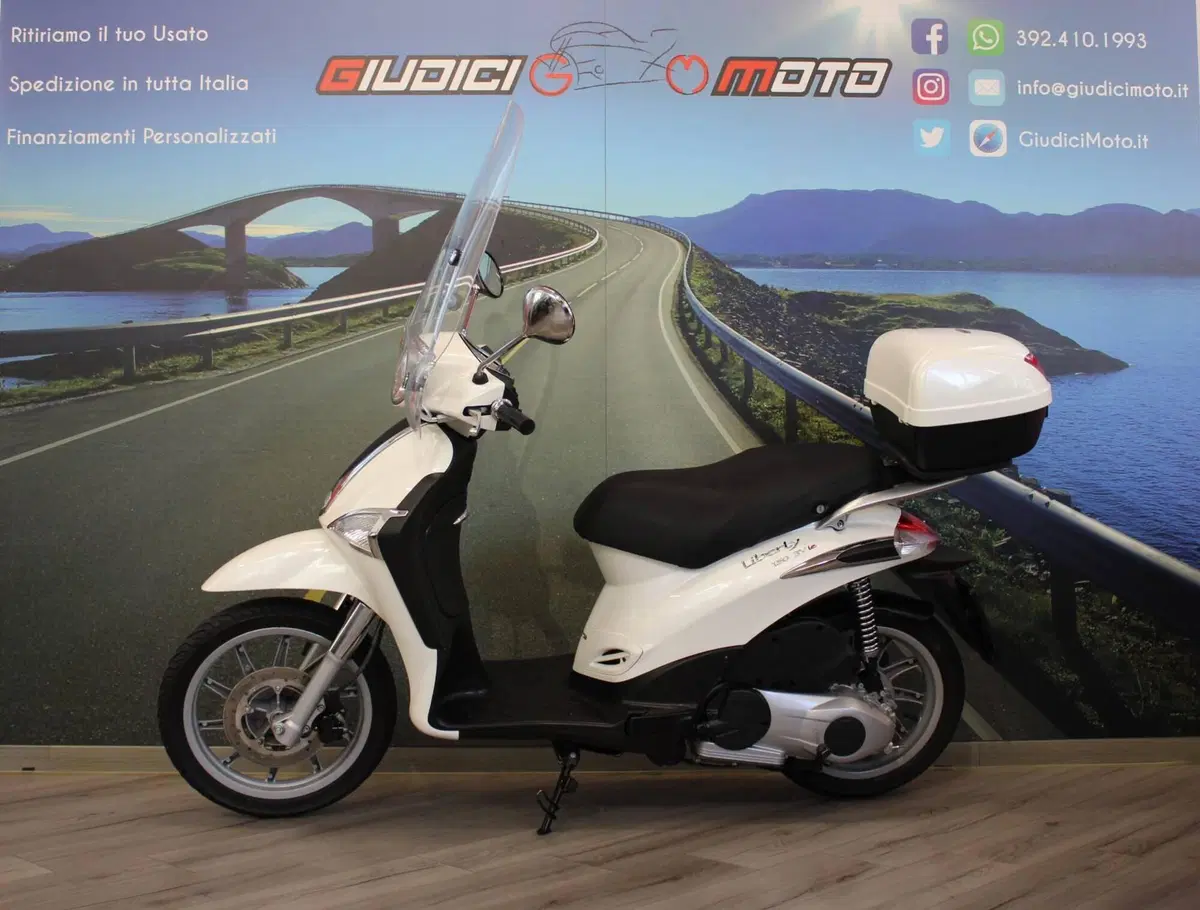 Piaggio Liberty 150 3V Full Optional (2013 - 15) (3)