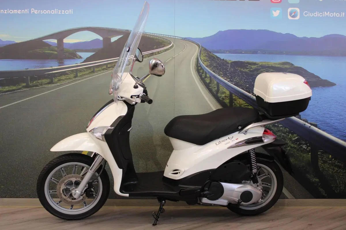 Piaggio Liberty 150 3V Full Optional (2013 - 15) (7)