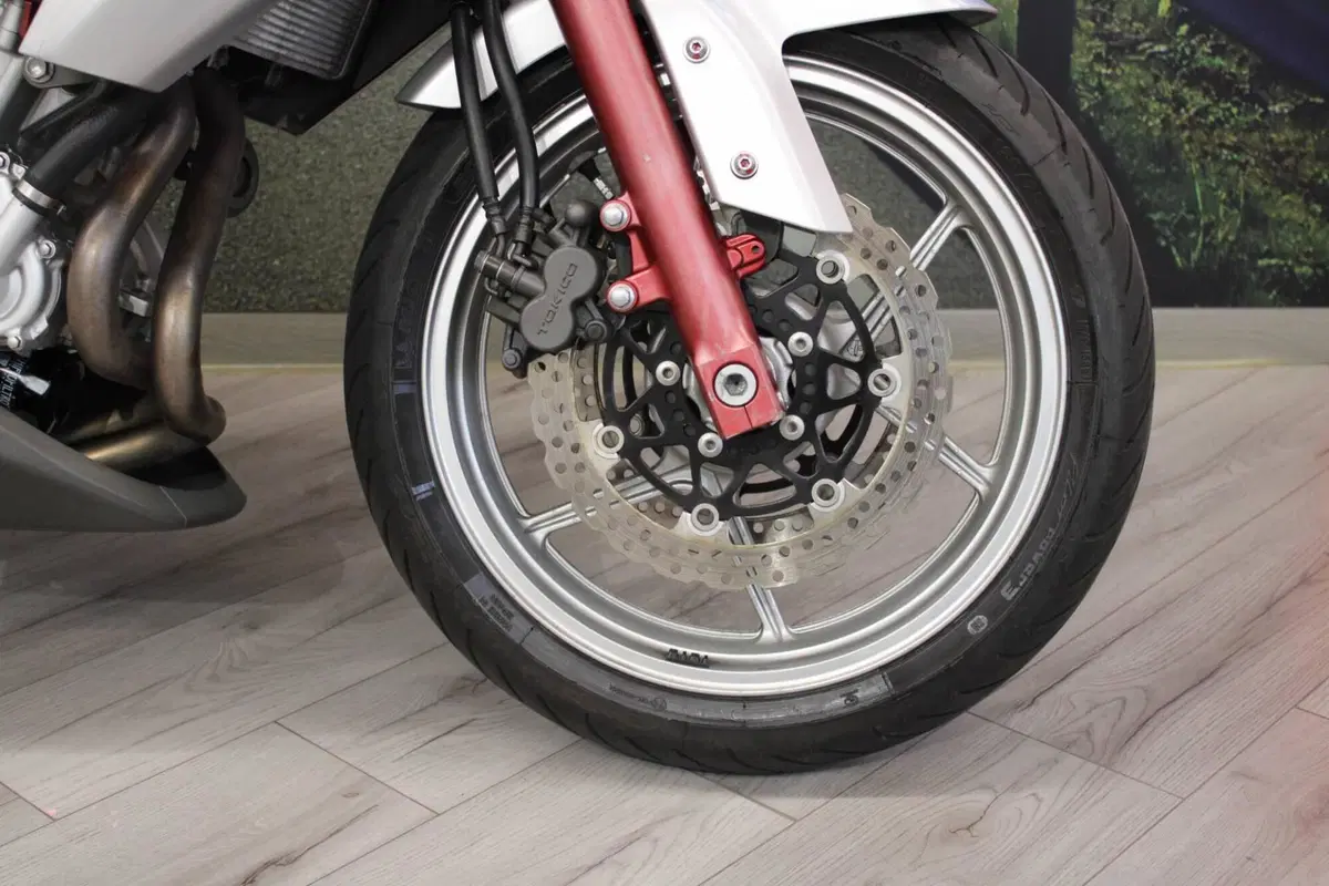Kawasaki ER-6N (2006 - 09) (13)