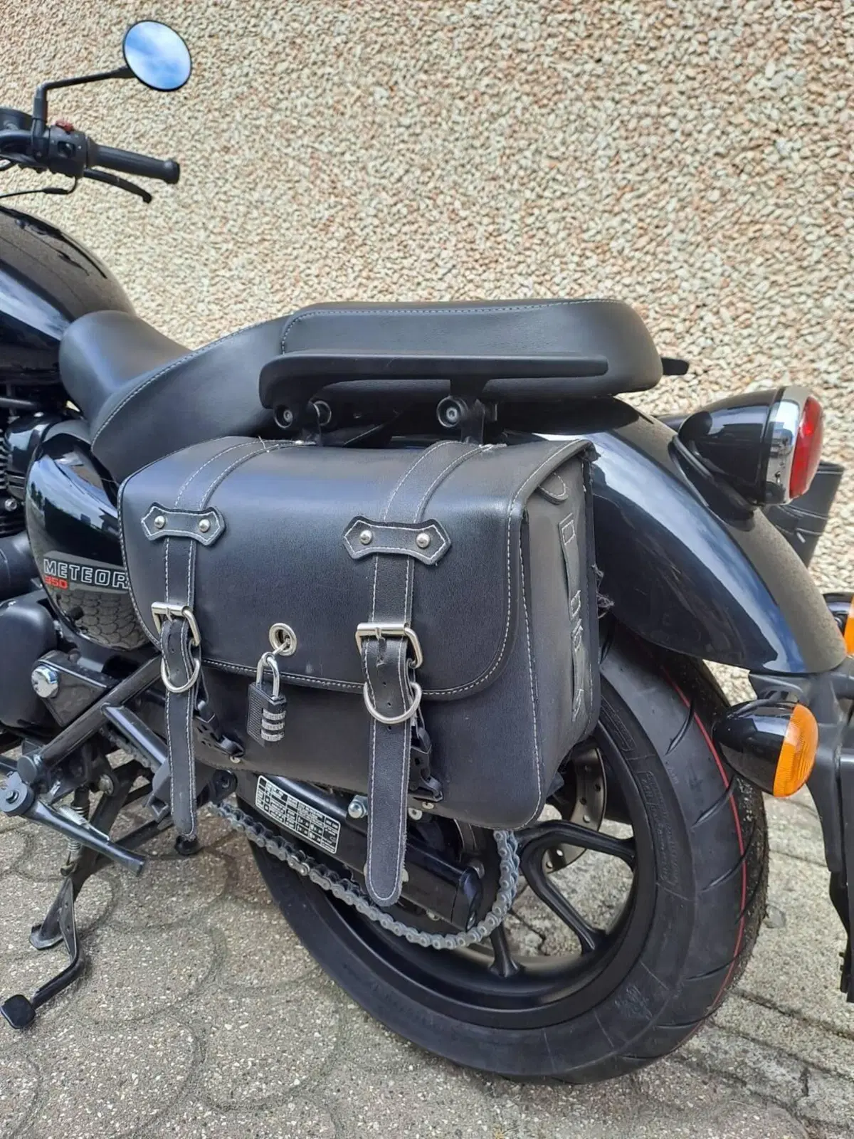 Royal Enfield Meteor 350 (2021 - 26) (3)