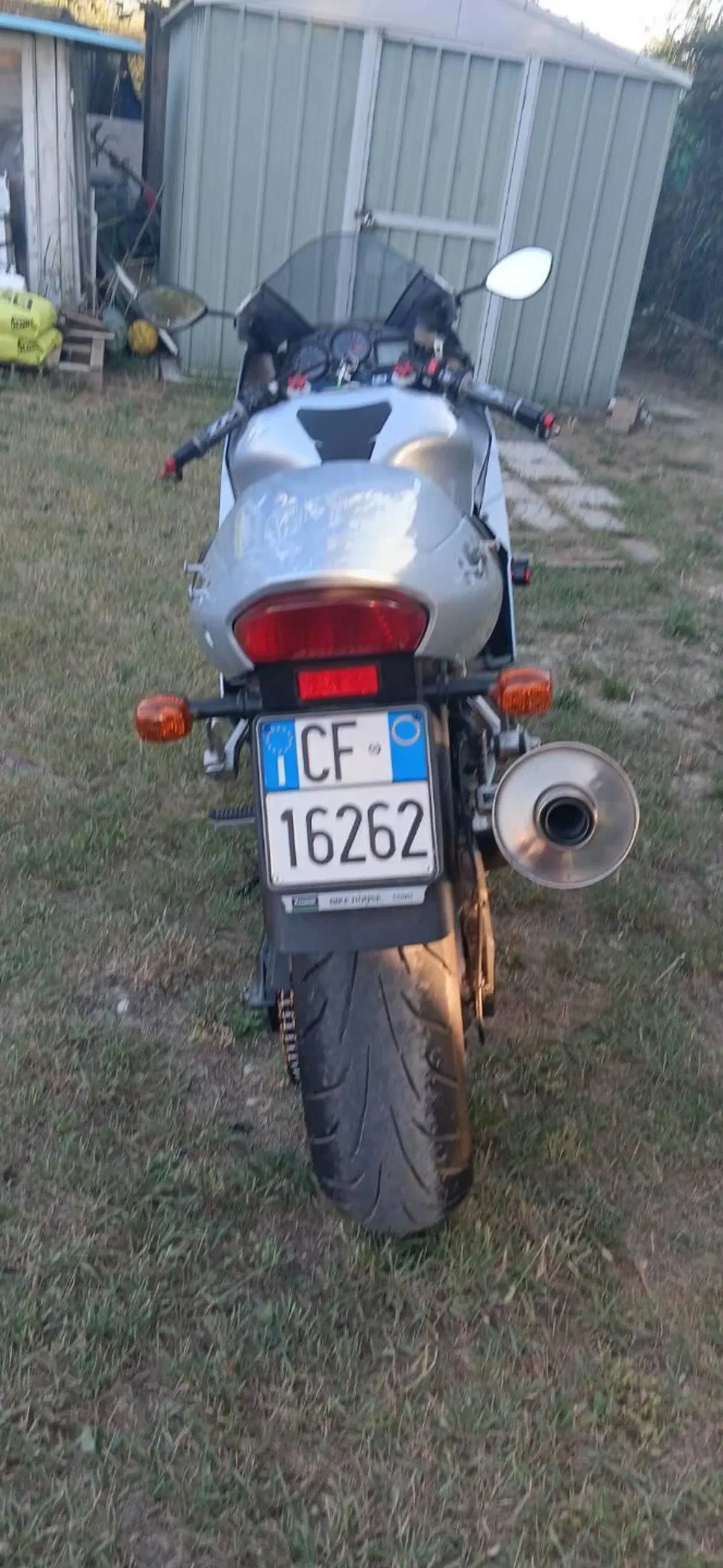 Kawasaki Ninja 1200 ZX-12R (2000 - 06) (4)