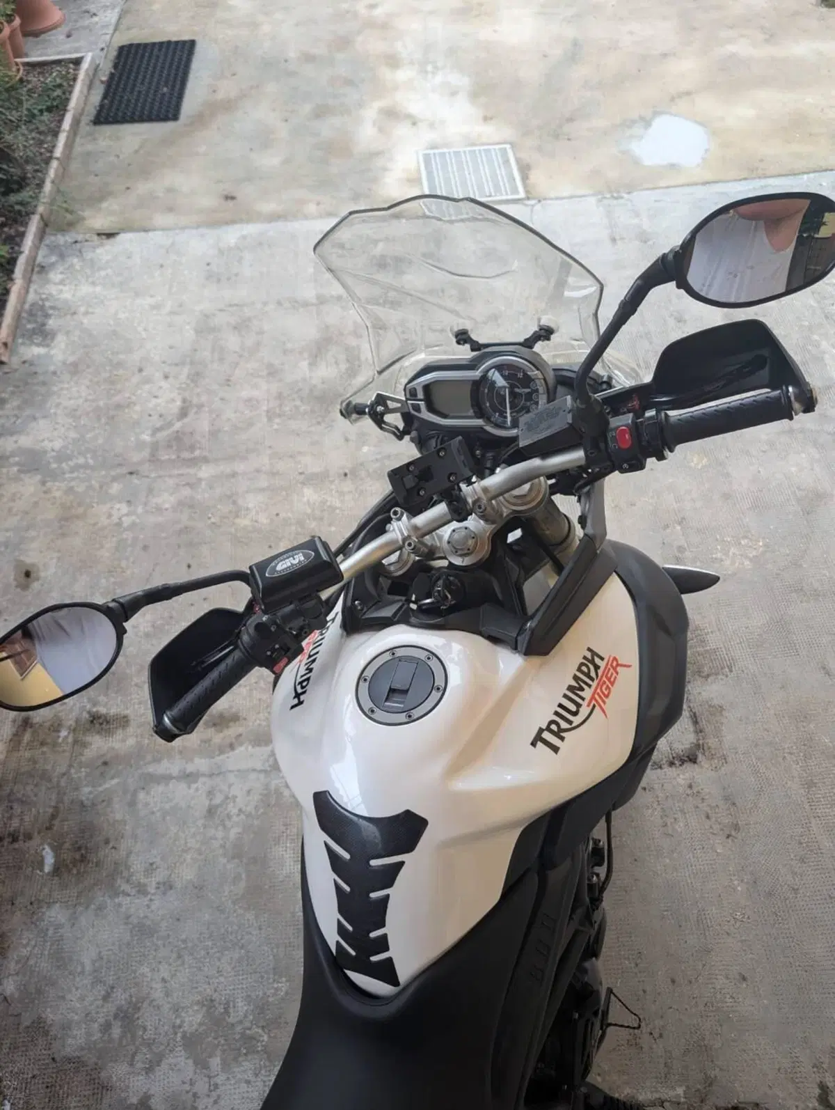 Triumph Tiger 800 (2010 - 14) (4)