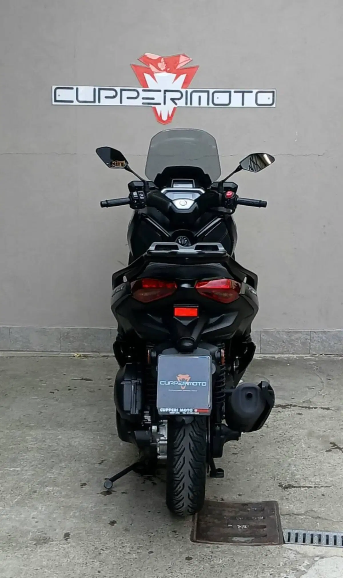 Yamaha X-Max 125 Tech Max (2021 - 24) (2)