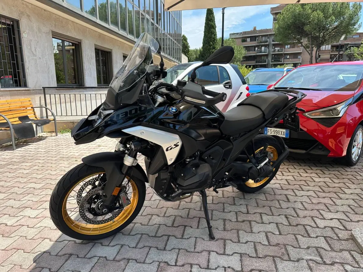 Bmw R 1300 GS Triple Black (2023 - 26) (3)