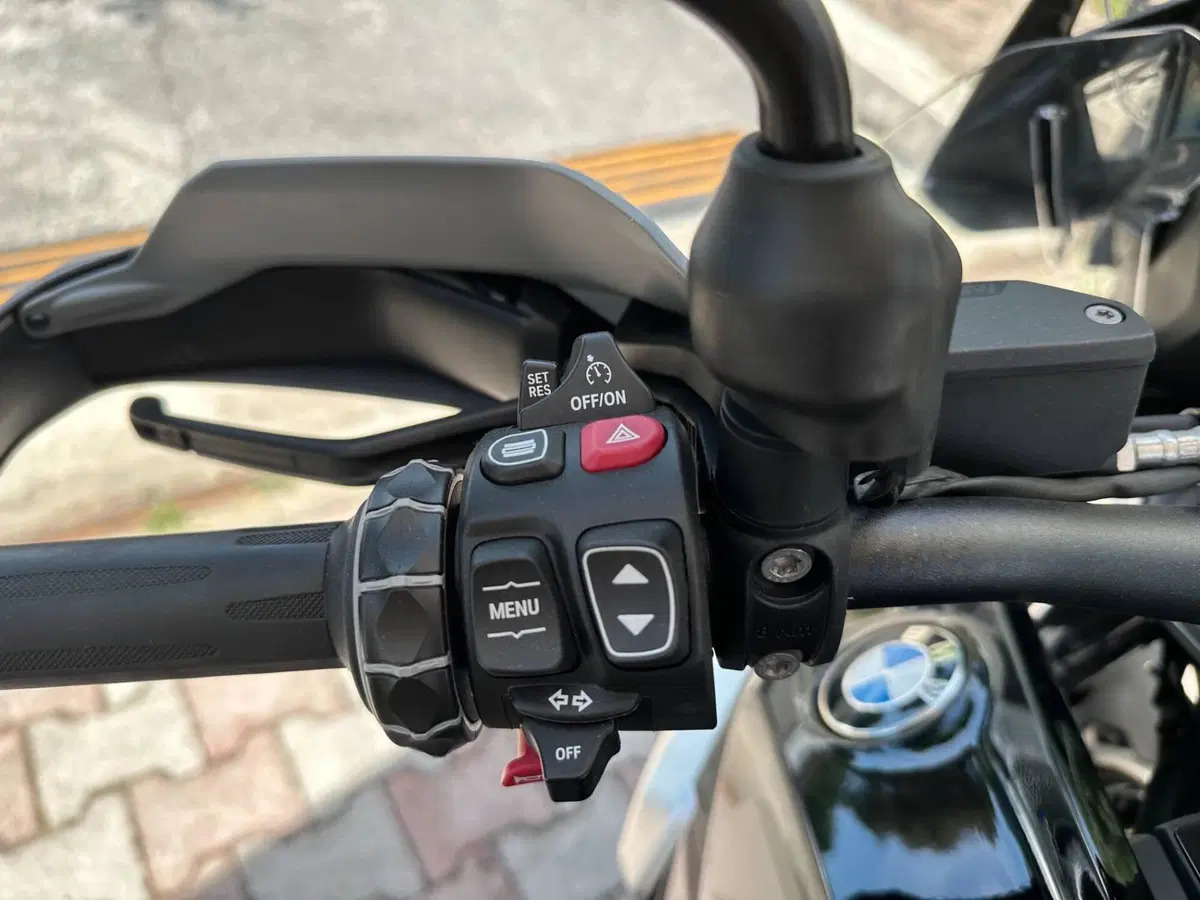 Bmw R 1300 GS Triple Black (2023 - 26) (7)