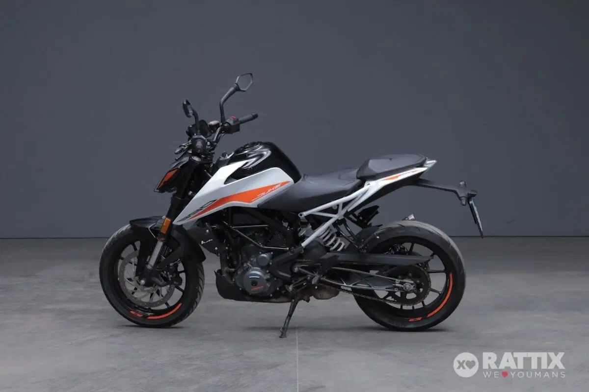 KTM 390 Duke (2021 - 23) (3)